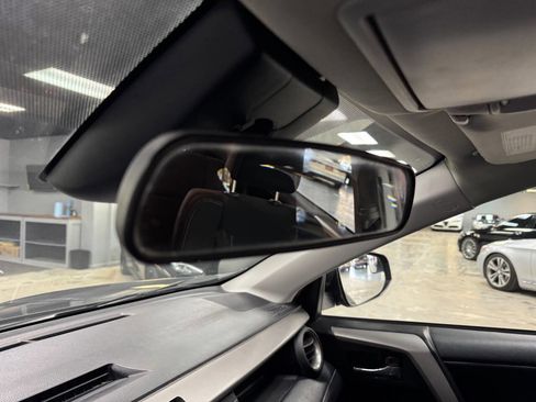 Used 2018 Toyota RAV4 XLE image 28