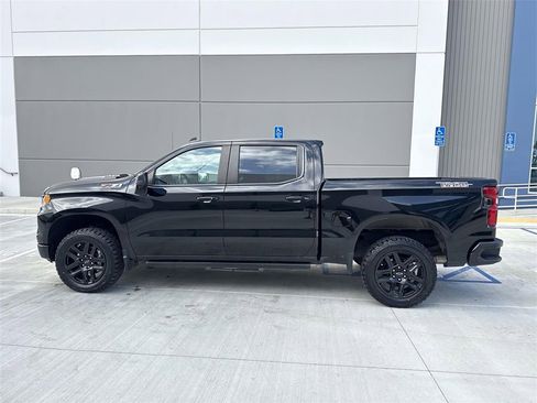 Used 2022 Chevrolet Silverado 1500 LT Trail Boss w/ Convenience Package II image 6