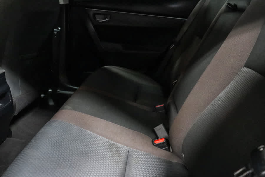 Certified 2019 Toyota Corolla LE FWD image 21