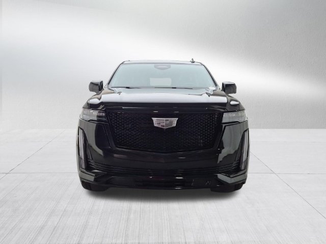 Certified 2023 Cadillac Escalade Sport Platinum w/ LPO, ONYX Package AWD/4WD image 2