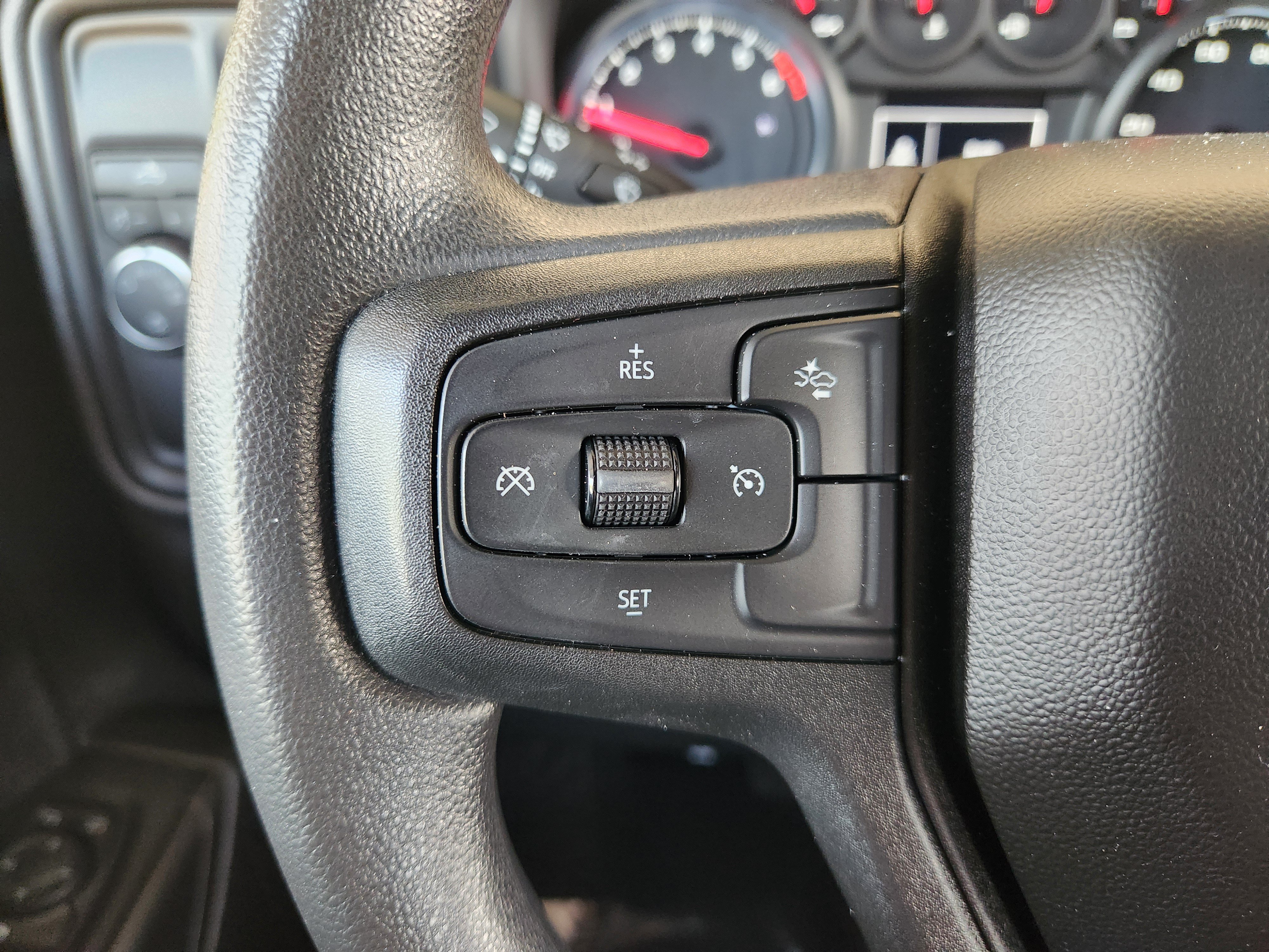 Used 2023 Chevrolet Silverado 1500 Custom RWD image 27