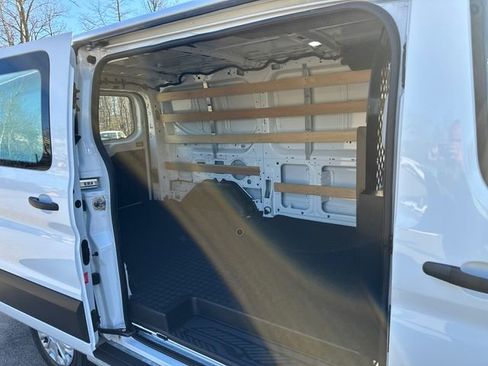 Used 2024 Ford Transit 250 Low Roof w/ Exterior Upgrade Package RWD image 37