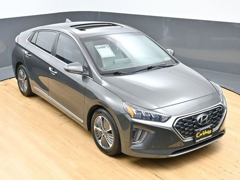 Used 2022 Hyundai Ioniq Limited FWD image 42