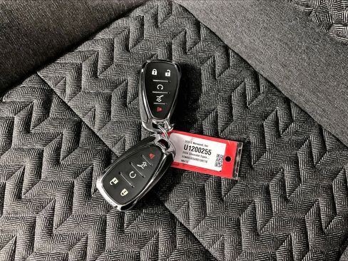 Used 2024 Chevrolet Equinox LT w/ LPO, Floor Liner Package image 30