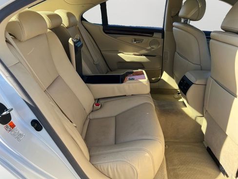 Used 2016 Lexus LS 460 460 image 8