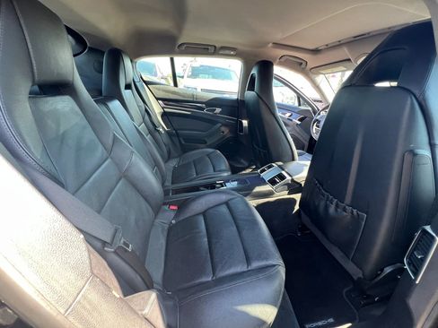 Used 2011 Porsche Panamera 4 AWD/4WD image 17