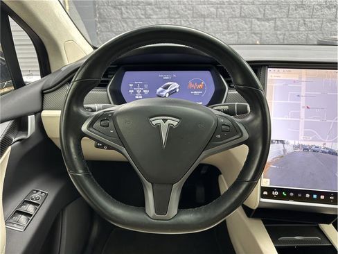 Used 2018 Tesla Model X 100D image 20