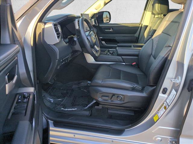 Used 2024 Toyota Tundra Limited AWD/4WD image 16