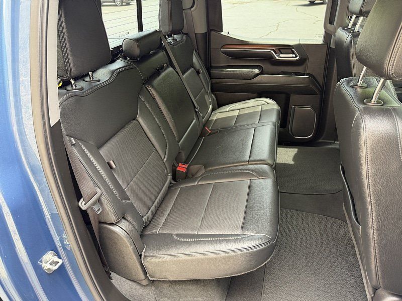 Used 2024 GMC Sierra 1500 Denali w/ Denali Reserve Package AWD/4WD image 15