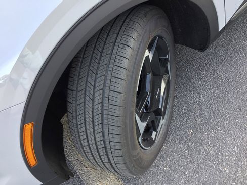 New 2026 Kia Sportage EX image 18