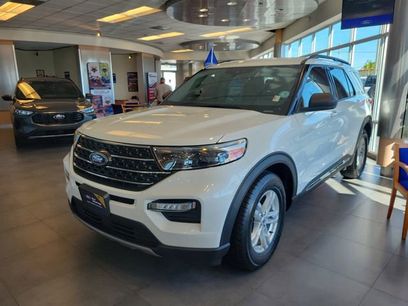 Certified 2023 Ford Explorer XLT w/ Equipment Group 202A