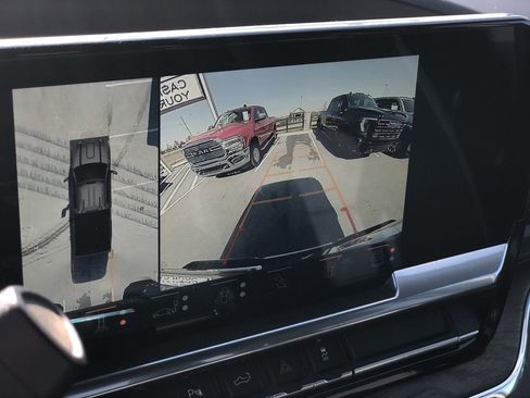 Used 2024 GMC Sierra 2500 SLT w/ SLT Convenience Package image 20