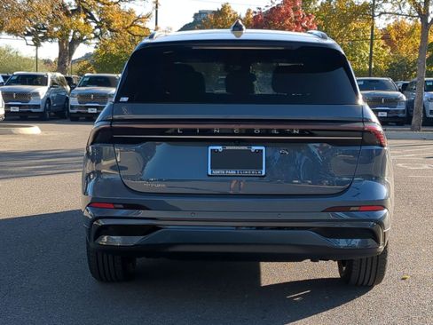 New 2026 Lincoln Nautilus Reserve w/ Jet Appearance Package image 4