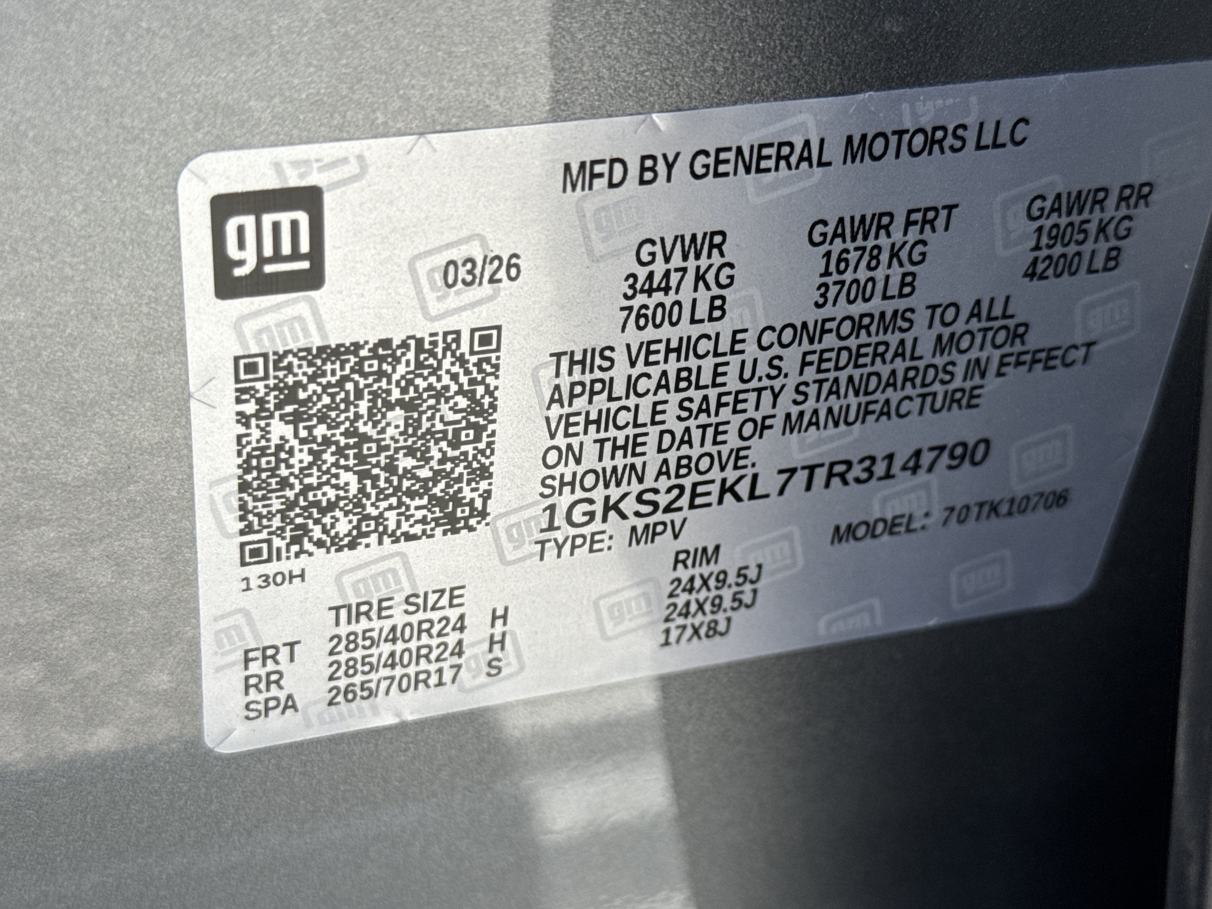 Used 2026 GMC Yukon Denali Ultimate AWD/4WD image 41