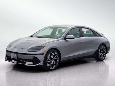 Used 2023 Hyundai Ioniq 6 SEL RWD image 8