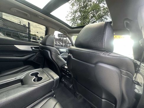 Used 2026 Acura MDX SH-AWD image 36