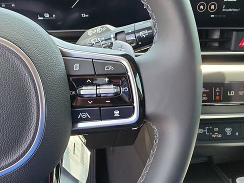 New 2026 Kia Carnival SX w/ SX Dark Edition Package FWD image 33