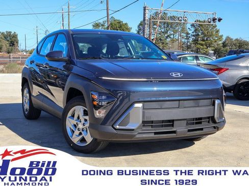 New 2026 Hyundai Kona SE image 1