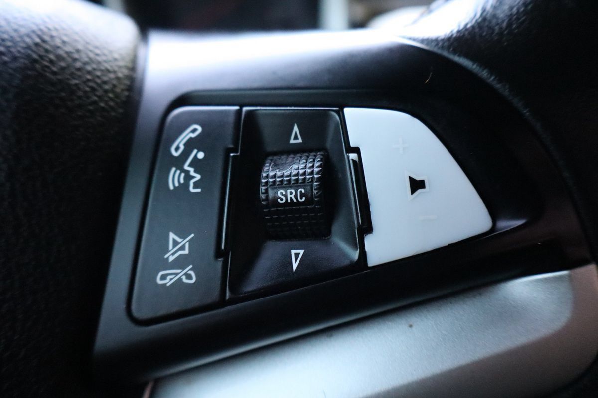 Used 2014 Chevrolet Camaro LT RWD image 26