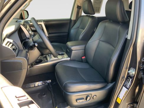 Used 2023 Toyota 4Runner Limited AWD/4WD image 17