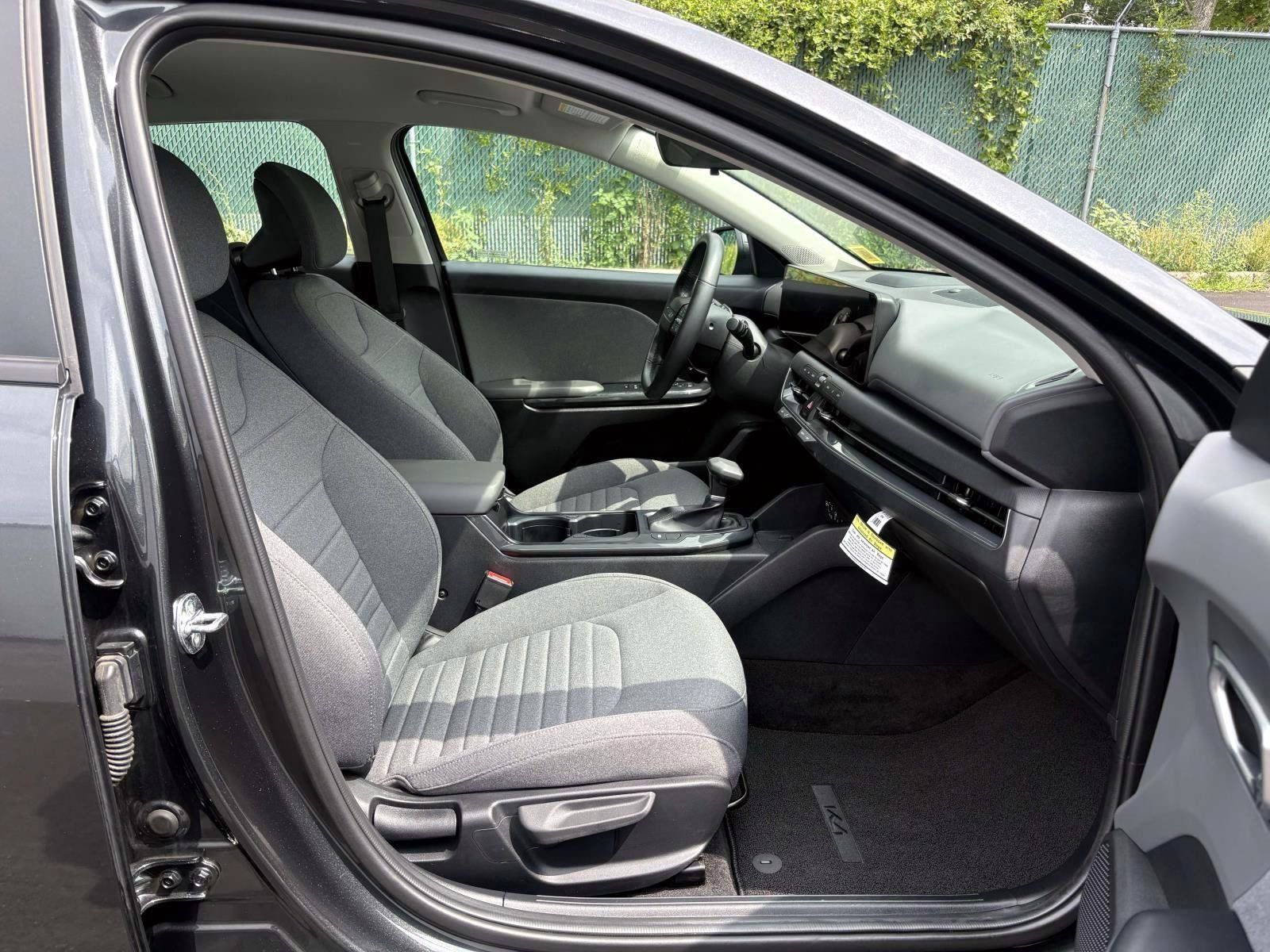 Certified 2025 Kia K4 EX FWD image 23