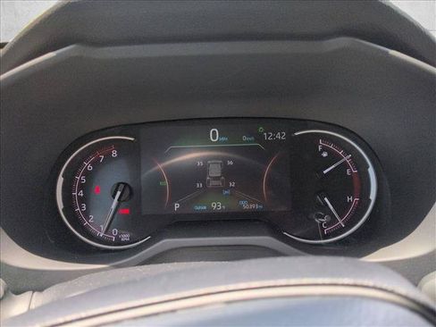 Used 2023 Toyota RAV4 LE FWD image 11
