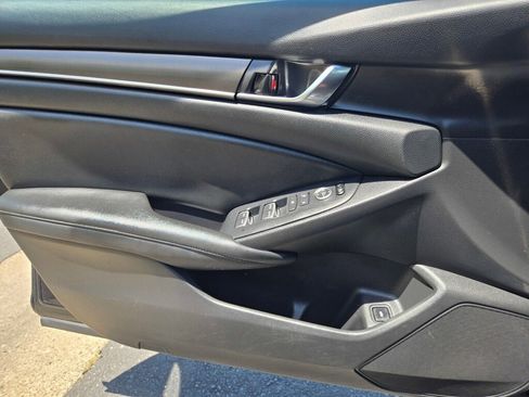 Certified 2019 Honda Accord LX image 22