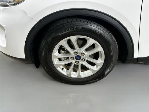 Used 2020 Ford Escape SE FWD image 8