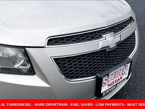 Used 2014 Chevrolet Cruze Diesel image 30