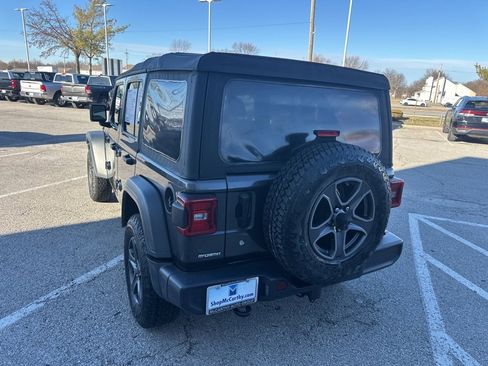 Used 2018 Jeep Wrangler Unlimited Sport S image 20