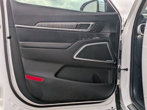 Used 2023 Kia Telluride SX Prestige image 12