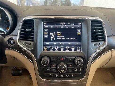 Used 2018 Jeep Grand Cherokee Overland image 22