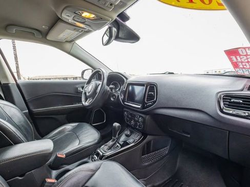 Used 2017 Jeep Compass Limited AWD/4WD image 21