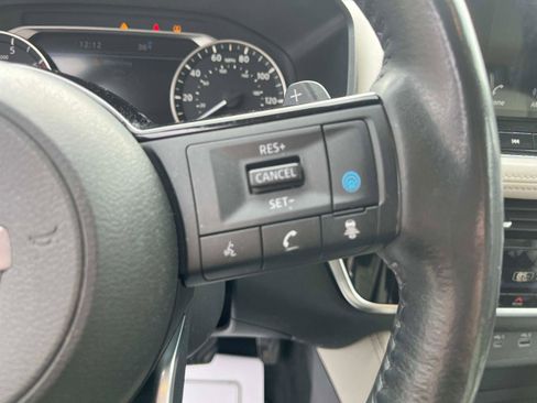 Used 2021 Nissan Rogue SL w/ Premium Package image 27