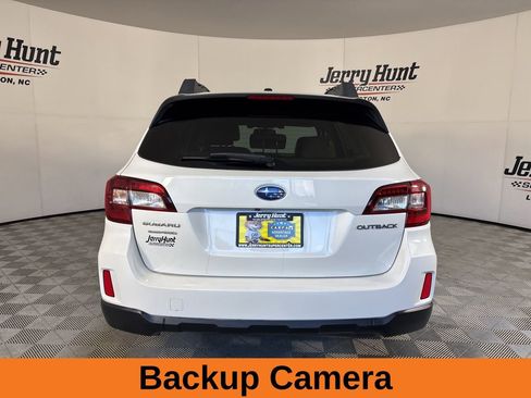 Used 2015 Subaru Outback 2.5i Limited AWD/4WD image 7