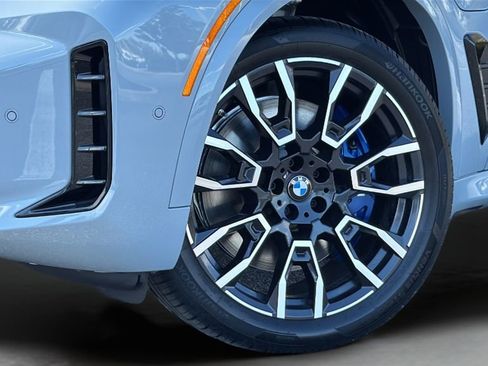 New 2026 BMW X5 xDrive50e image 6