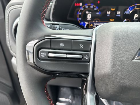 New 2025 Chevrolet Colorado LT image 17