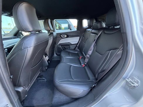 Used 2025 Jeep Compass Limited AWD/4WD image 27