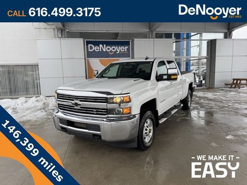 Used 2016 Chevrolet Silverado 2500 LT image 1