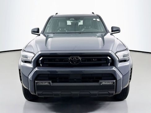 Certified 2025 Toyota 4Runner SR5 image 2