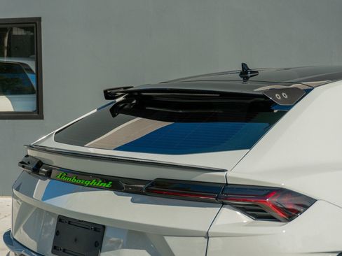 Used 2024 Lamborghini Urus Performante image 40