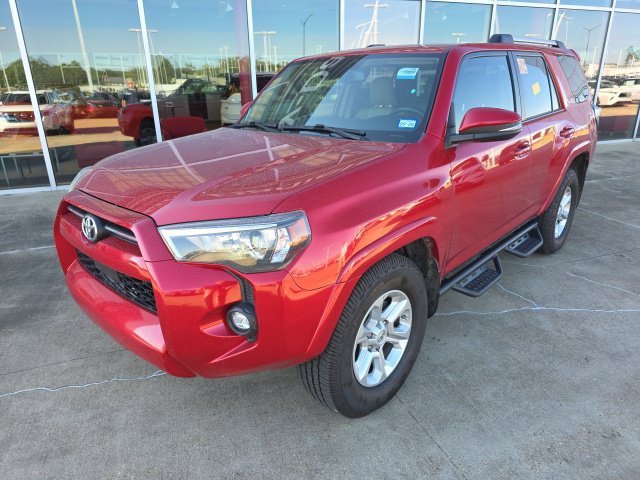 Used 2021 Toyota 4Runner SR5 Premium w/ Moonroof Package RWD image 3