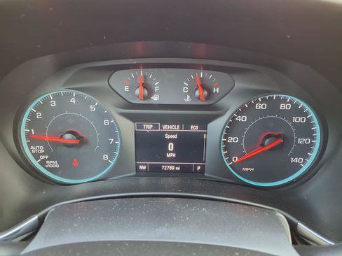 Used 2018 Chevrolet Equinox LT FWD image 13