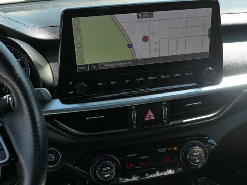 Used 2024 Kia Forte GT-Line FWD image 18
