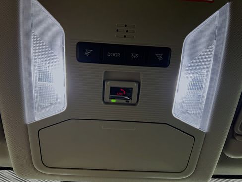 Used 2024 Toyota RAV4 XLE image 21