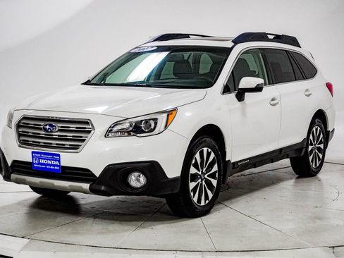 Used 2017 Subaru Outback 2.5i Limited w/ Popular Package #5 AWD/4WD image 3