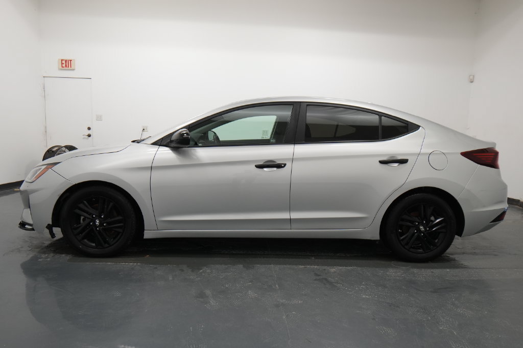Used 2019 Hyundai Elantra SEL w/ Cargo Package FWD image 11