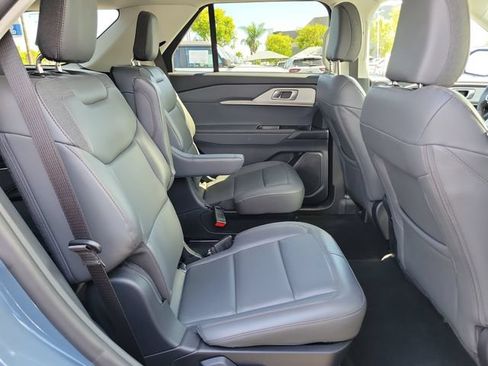 Used 2026 Ford Explorer Active w/ Active Comfort Package RWD image 19