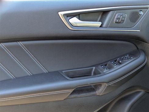 Used 2022 Ford Edge ST w/ Equipment Group 401A image 12