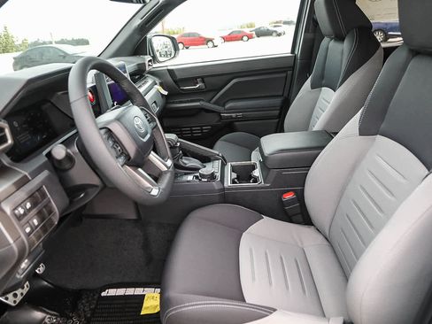 New 2025 Toyota Tacoma TRD Sport image 19